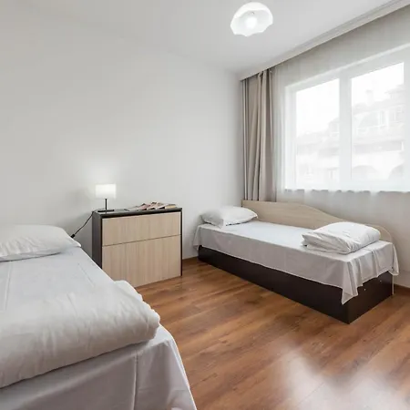 Apartment Marsel With 2 Bedrooms *